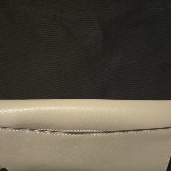 Michael Kors Beige Wallet - Picture 3 of 5